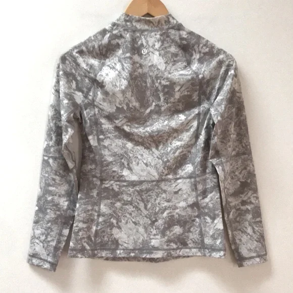 Lululemon Beach Break Rashguard - Picture 5 of 5